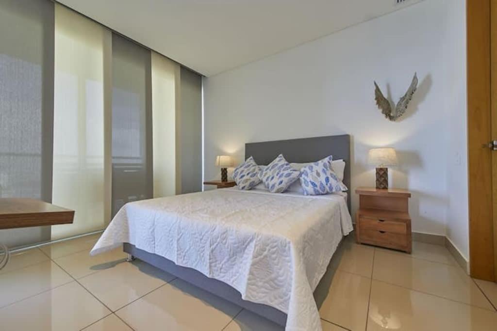 New With 1 Bedroom In H2 Apartamento Cartagena