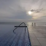 New Apartment With 1 Bedroom In H2